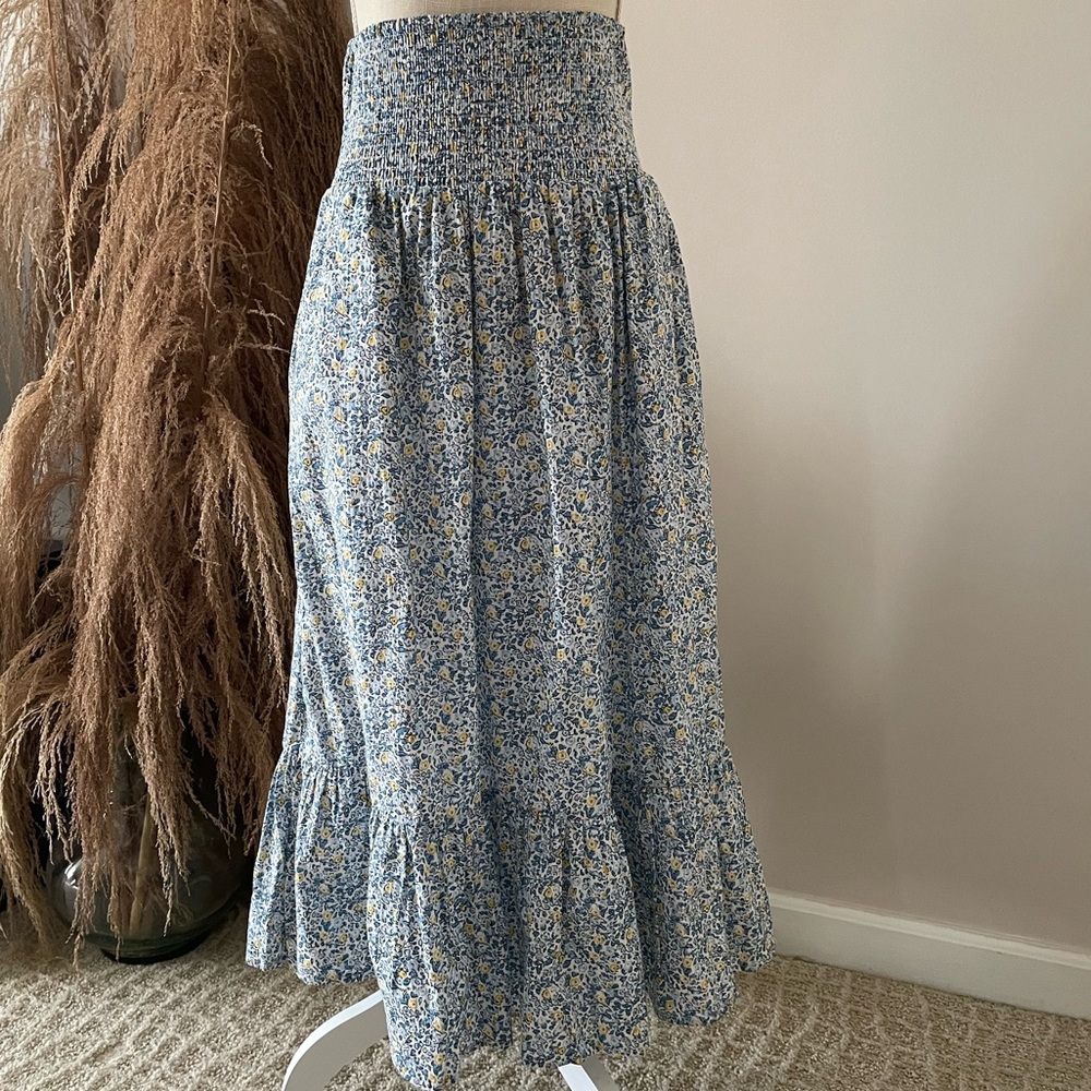 Universal Threads Floral Prairie Skirt
